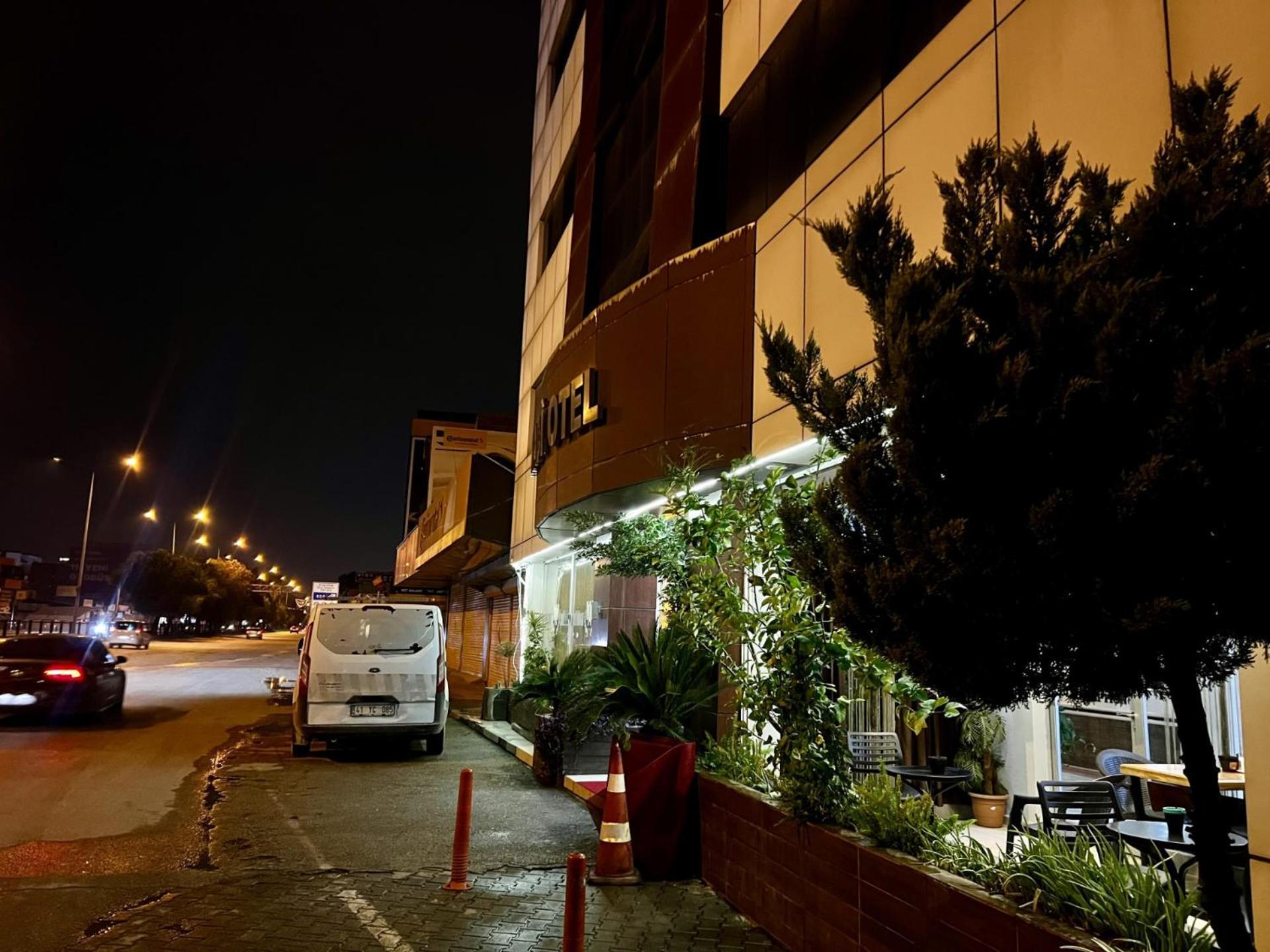 Otel Madi Adana Esterno foto